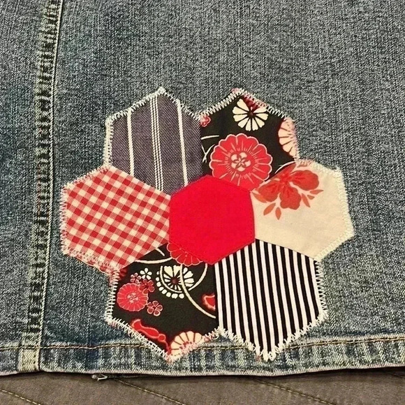 INC denim skirt Super cute pathwork detail size 10 - Picture 7 of 7